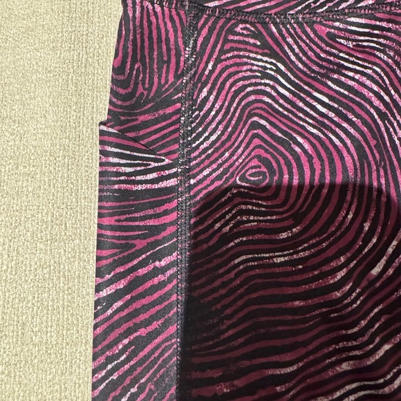 Lululemon running leggings - Picture 3 of 7